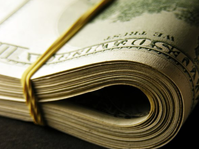 Σε υψηλά πέντε μηνών το δολάριο